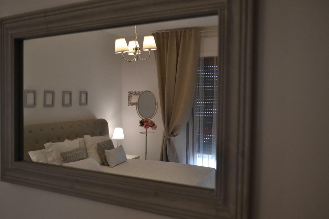 Airport & Fair Suite Apartments Fiumicino Exteriér fotografie